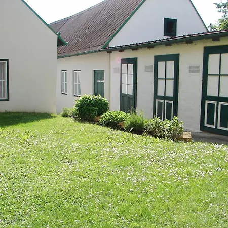 Bioweingut Hauerhof 99 -apartment 2 Apartamento