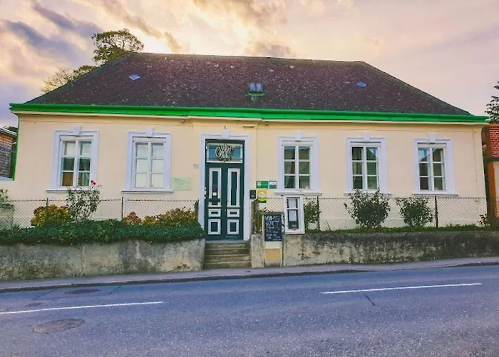 Bioweingut Hauerhof 99 -apartment 2 Apartamento *